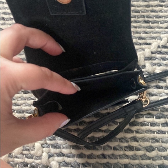 Slim Black Cell phone Bag - Picture 3 of 3